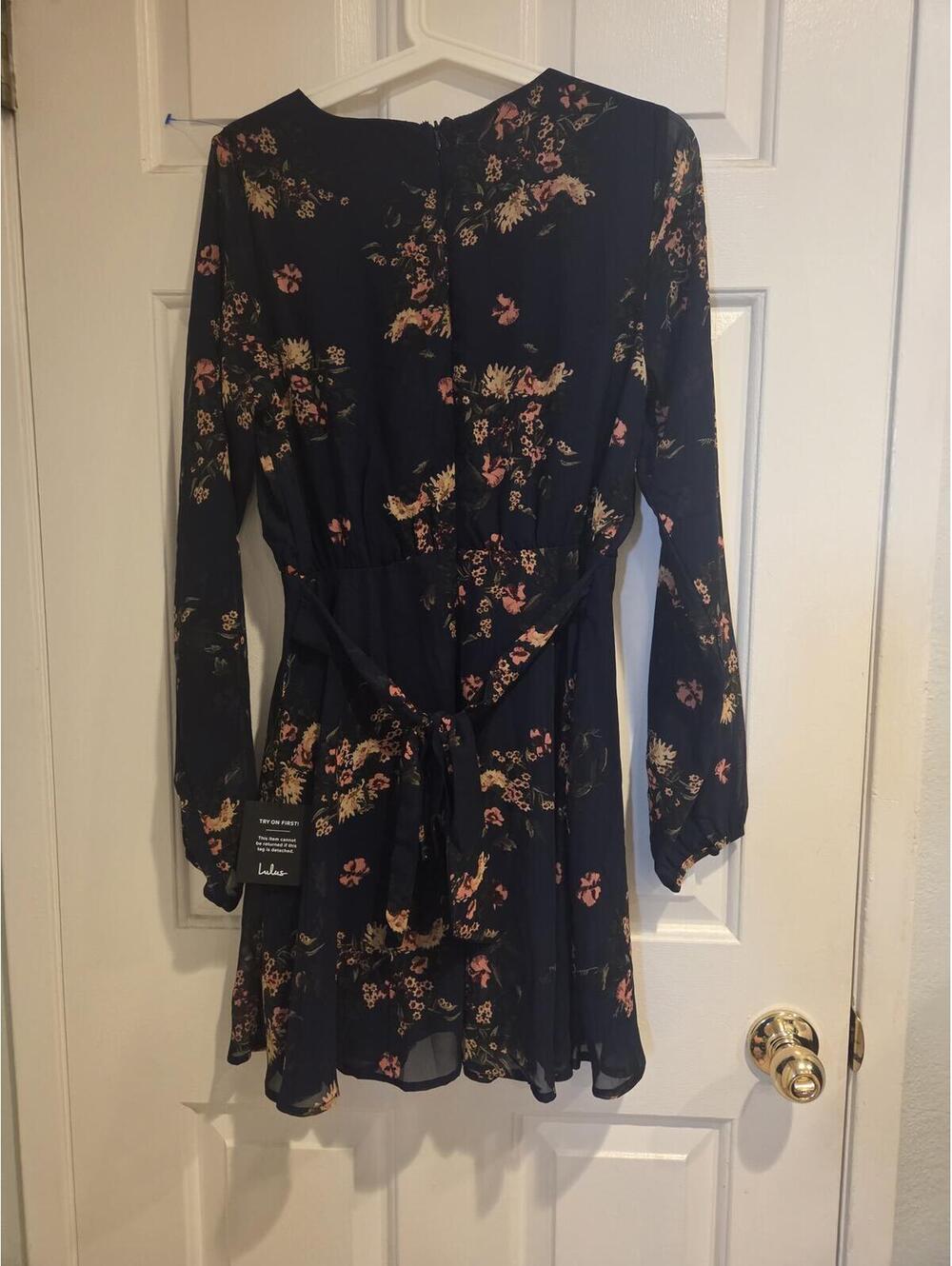 Lulus Floral Print Long Sleeve Dress Size Small - Picture 7 of 11